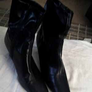 Black Boots